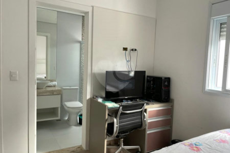 Casa à venda com 4 suítes em Suru, Santana de Parnaíba, SP