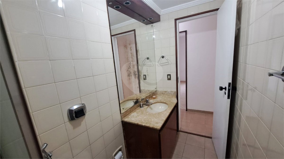 Apartamento à venda com 3 quartos, sendo 1 suíte, em Vila Mariana, São Paulo, SP
