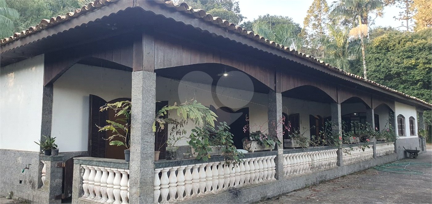 Chácara à venda com 3 quartos, sendo 1 suíte, em Chácaras Copaco, Arujá, SP