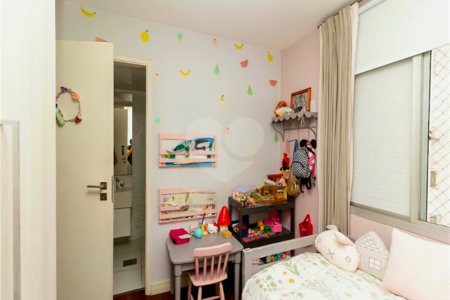 Apartamento à venda com 3 quartos, sendo 2 suítes,  em Pinheiros, São Paulo, SP