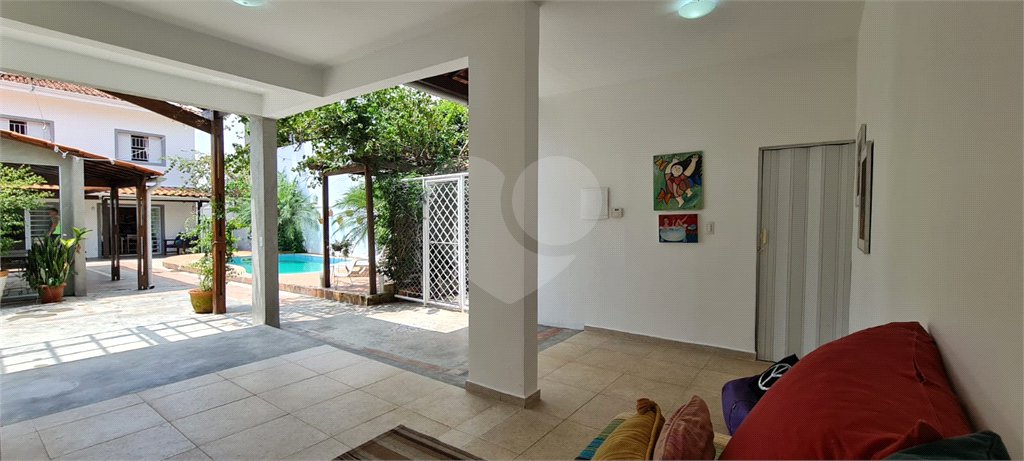 Sobrado à venda com 5 quartos, sendo 4 suítes, em Brooklin Velho, São Paulo, SP