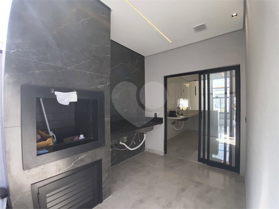 Casa à venda com 3 quartos, sendo 1 suíte,  no condomínio Horto Florestal Villagio, Sorocaba - SP