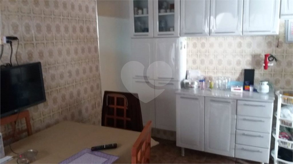 Sobrado à venda com 4 quartos em Jardim Guairaca, São Paulo, SP