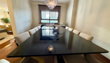 Apartamento à venda com 4 suítes em Jardim Marajoara, São Paulo, SP
