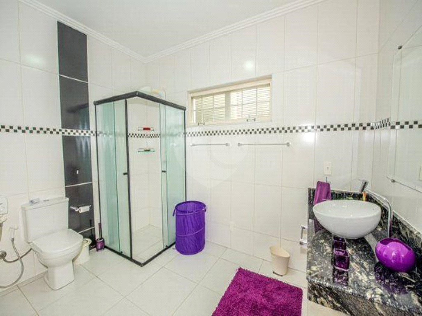 Casa à venda com 3 suítes no condomínio Aldeia da Serrinha, Sorocaba - SP