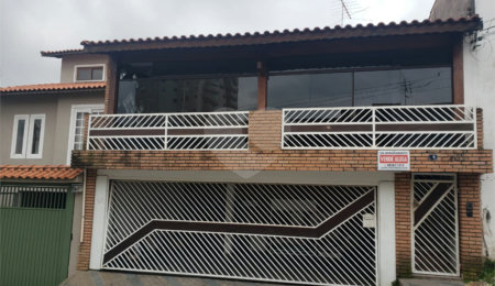 Casa à venda com 5 quartos, sendo 3 suítes, em Vila Galvão, Guarulhos, SP