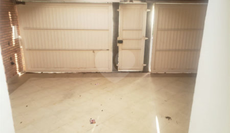 Sobrado à venda com 4 quartos, sendo 2 suítes,  em Tremembé, São Paulo, SP