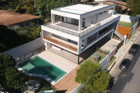 Casa à venda com 4 suítes em Jardim Itaperi, Atibaia, SP