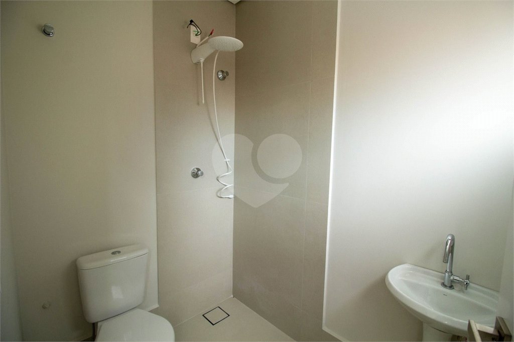 Casa à venda com 5 quartos, sendo 4 suítes, em Vila Darcy Penteado (mailasqui), São Roque, SP
