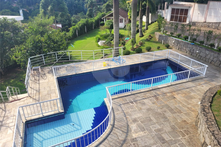 Casa à venda com 3 suítes no condomínio Alpes da Cantareira, Mairiporã - SP