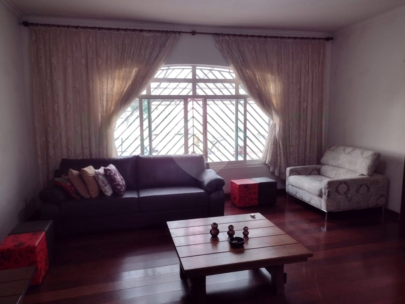 Casa à venda ou para alugar com 4 quartos, sendo 1 suíte, em Tremembé, São Paulo, SP