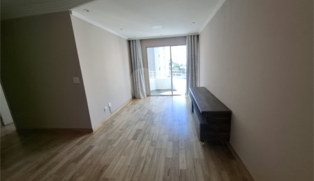 Apartamento para alugar com 2 quartos, sendo 1 suíte,  em Jardim Marajoara, São Paulo, SP