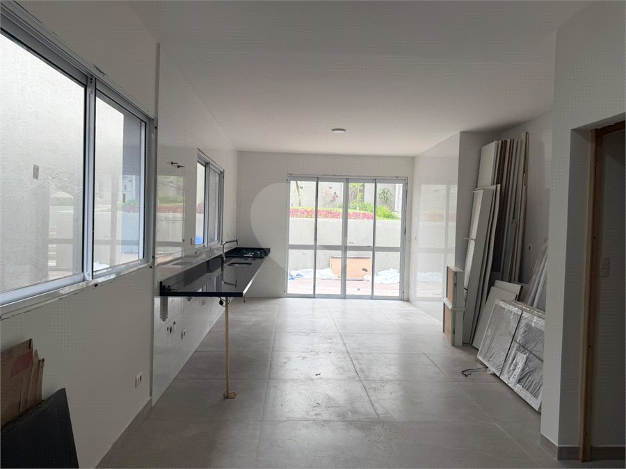 Casa à venda com 3 quartos, sendo 1 suíte, em Alto da Boa Vista, São Paulo, SP