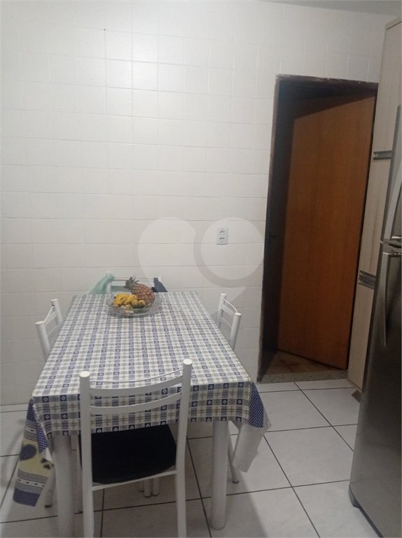 Casa à venda com 3 quartos, sendo 2 suítes, no condomínio Casa, São Paulo - SP