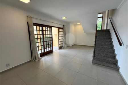 Casa à venda ou para alugar com 4 quartos, sendo 3 suítes, no condomínio Estância Marambaia, Vinhedo - SP