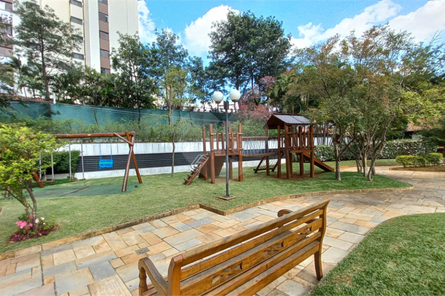 Apartamento à venda com 3 quartos, sendo 1 suíte,  em Butantã, São Paulo, SP
