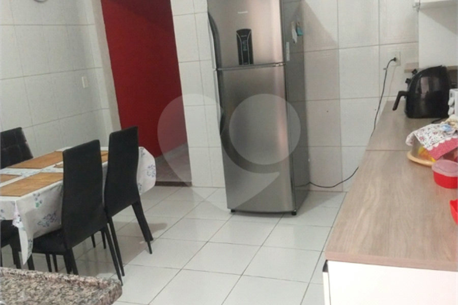 Sobrado à venda com 2 quartos em Tremembé, São Paulo, SP