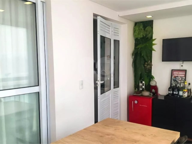 Apartamento à venda com 2 quartos, sendo 1 suíte,  em Vila Maria, São Paulo, SP