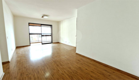 Apartamento à venda com 4 quartos, sendo 2 suítes,  em Brooklin, São Paulo, SP