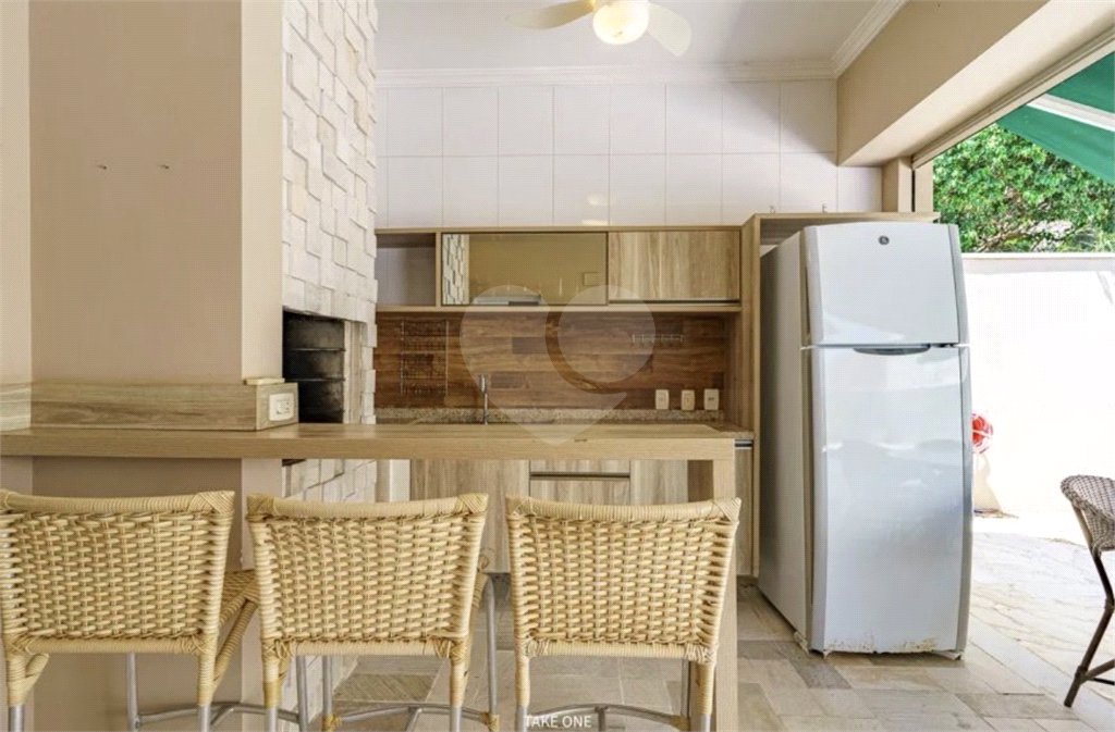Casa à venda com 3 suítes no condomínio Villagio DI Verona, Vinhedo - SP