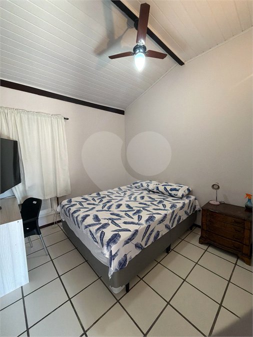 Casa em condomínio à venda com 2 quartos em Peró, Cabo Frio, RJ