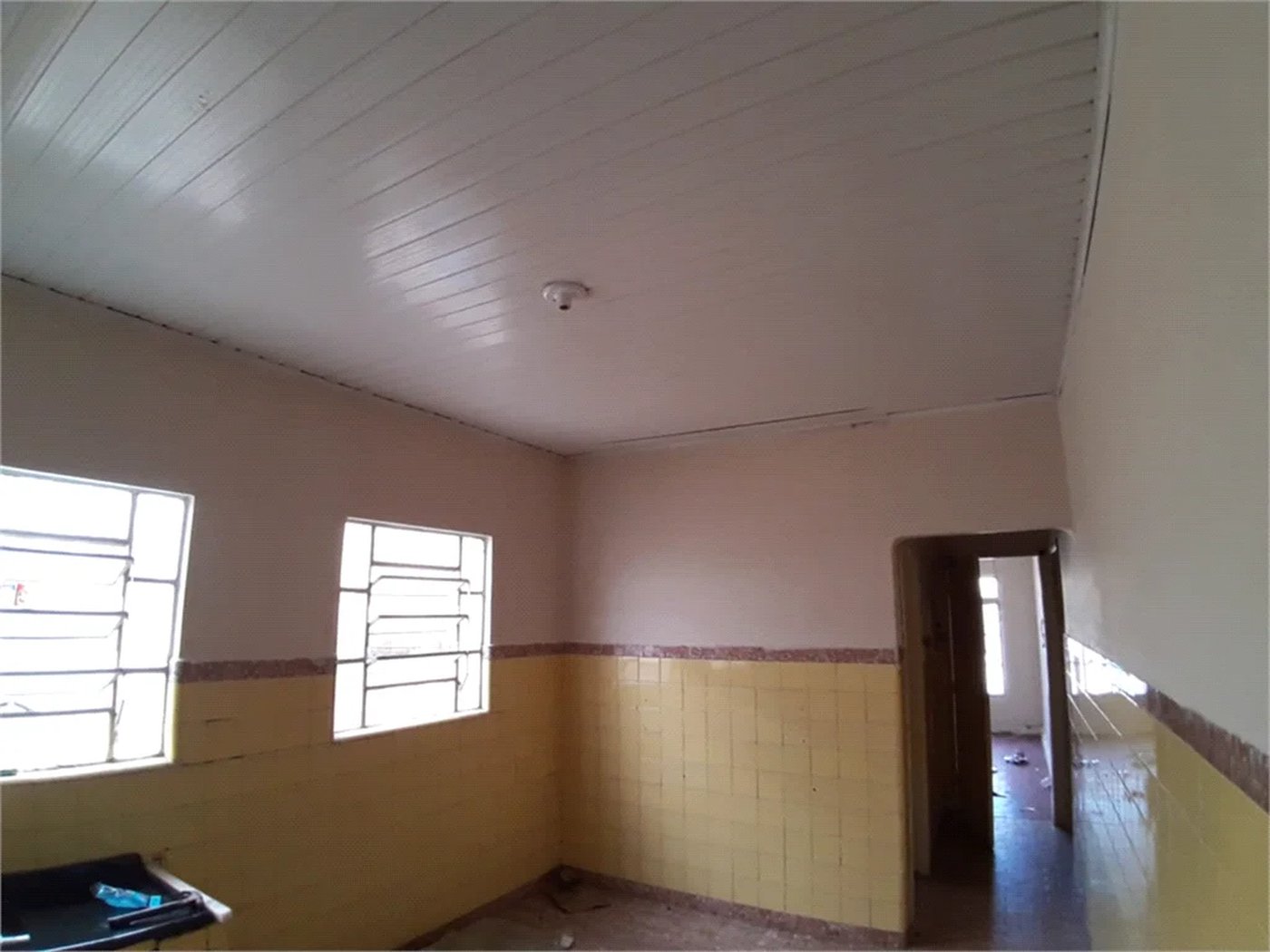 Casa à venda com 4 quartos em Vila Hamburguesa, São Paulo, SP