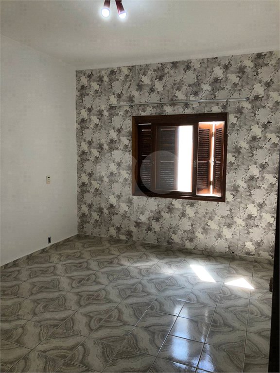 Sobrado à venda ou para alugar com 4 quartos, sendo 1 suíte, em Vila Regente Feijó, São Paulo, SP