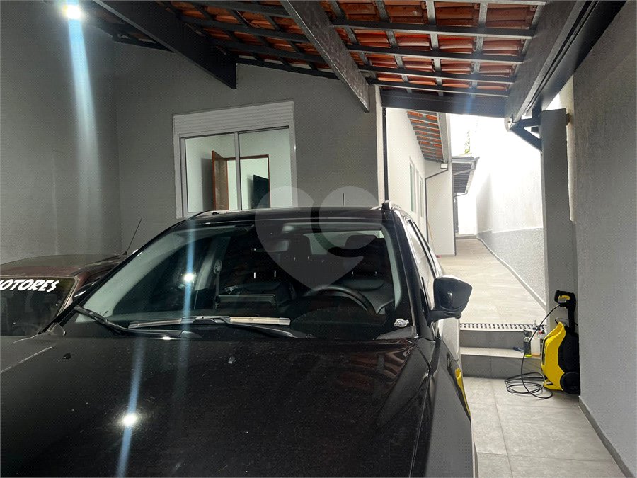 Casa à venda com 3 quartos, sendo 1 suíte,  em Jardim Armênia, Mogi das Cruzes, SP