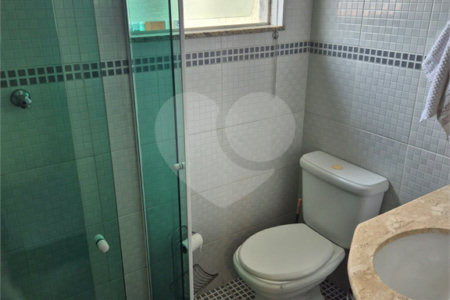 Sobrado à venda com 2 quartos, sendo 1 suíte, em Vila Nivi, São Paulo, SP