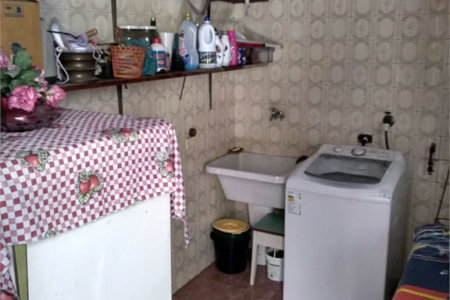 Casa à venda com 4 quartos, sendo 1 suíte,  em Alto da Lapa, São Paulo, SP