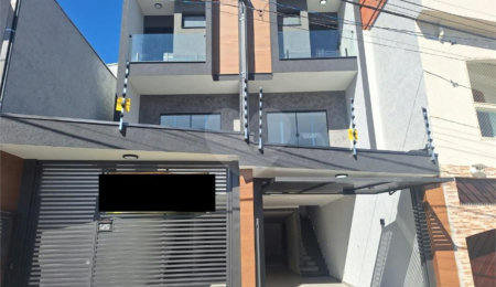 Sobrado à venda com 3 quartos, sendo 1 suíte, em Vila São Geraldo, São Paulo, SP