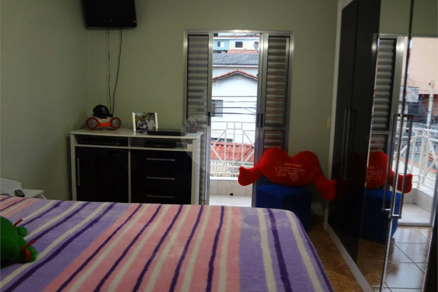 Sobrado à venda com 3 quartos, sendo 1 suíte,  em Horto, São Paulo, SP