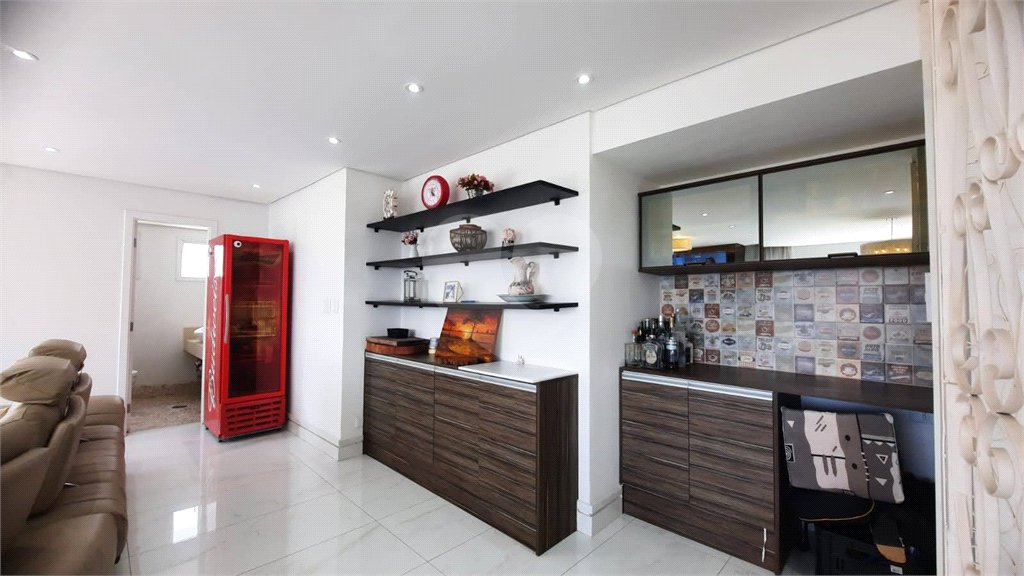 Apartamento à venda com 3 quartos, sendo 1 suíte, em Jardim Marajoara, São Paulo, SP