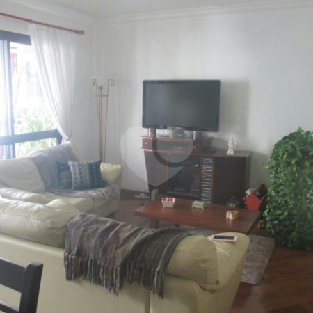 Apartamento à venda com 3 quartos, sendo 1 suíte, em Real Parque, São Paulo, SP