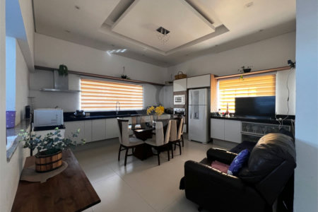 Casa à venda com 4 suítes no condomínio Evidence, Araçoiaba da Serra - SP