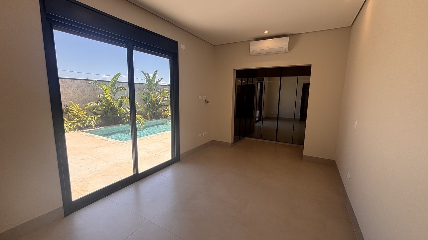 Casa à venda com 3 suítes no condomínio Damha IV, Presidente Prudente - SP
