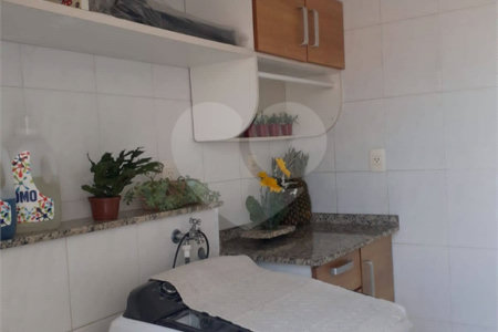 Sobrado à venda com 3 quartos, sendo 1 suíte, em Parque Santana, Mogi das Cruzes, SP