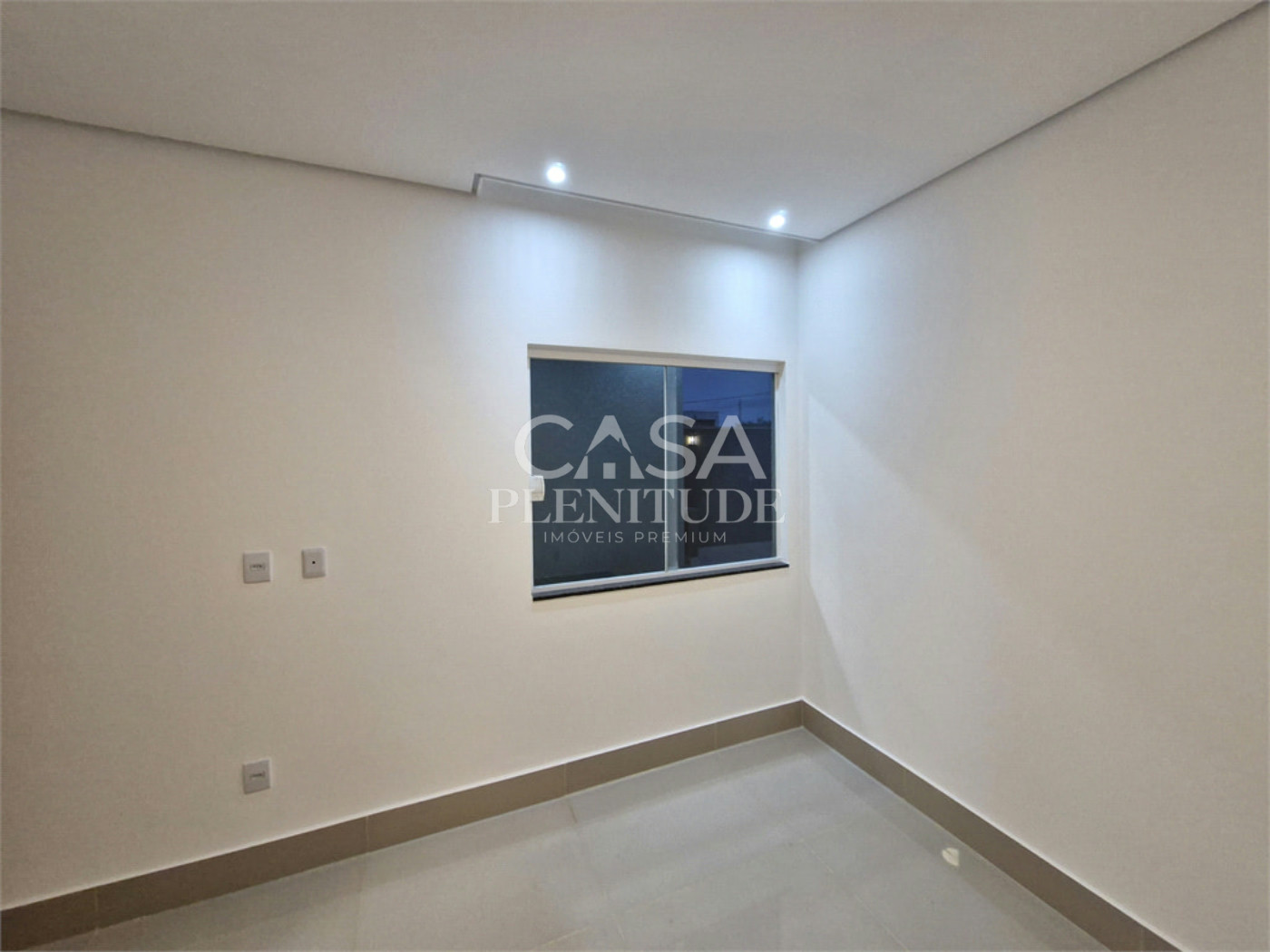 Casa em condomínio à venda com 3 quartos, sendo 1 suíte, em Cajuru do Sul, Sorocaba, SP