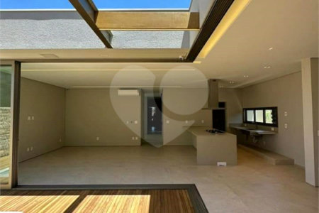 Casa à venda com 3 suítes no condomínio Chácara Ondina, Sorocaba - SP