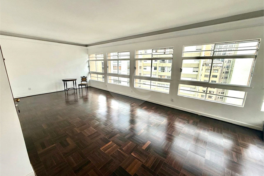 Amplo Apartamento no Paraíso!