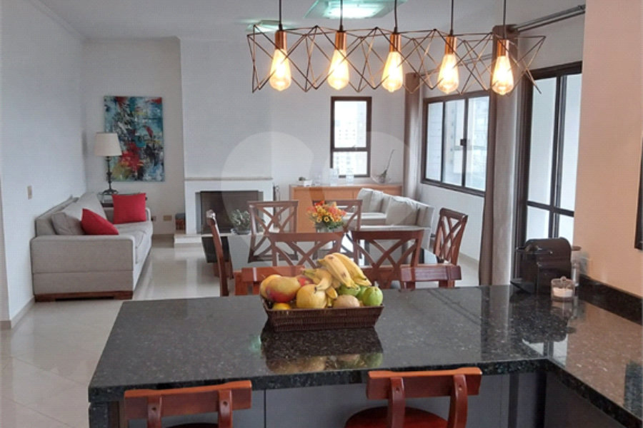 Apartamento à venda com 4 quartos, sendo 1 suíte, em Alto da Lapa, São Paulo, SP
