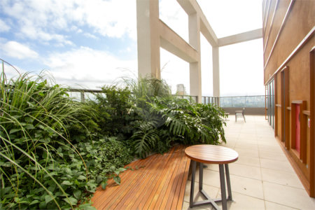 Apartamento à venda ou para alugar com 3 suítes em Moema, São Paulo, SP