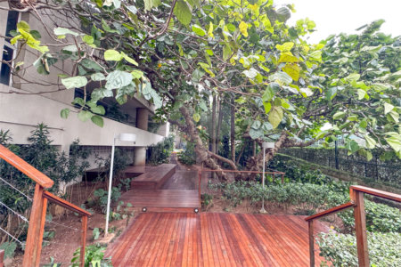 Apartamento de Alto Padrão no Campo Belo para venda com porteira fechada, com 4 dormitórios suítes e 4 vagas com lazer de club.