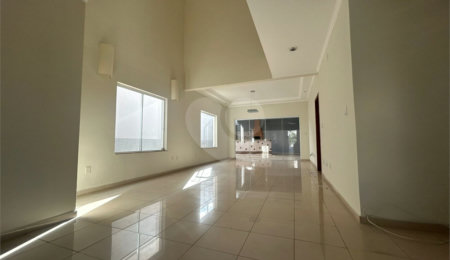 Casa à venda com 4 quartos, sendo 1 suíte,  no condomínio Lago da Boa Vista, Sorocaba - SP