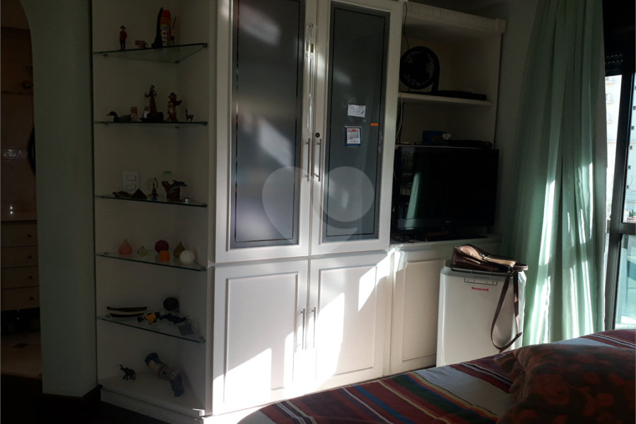 Apartamento à venda com 3 suítes em Santana, São Paulo, SP