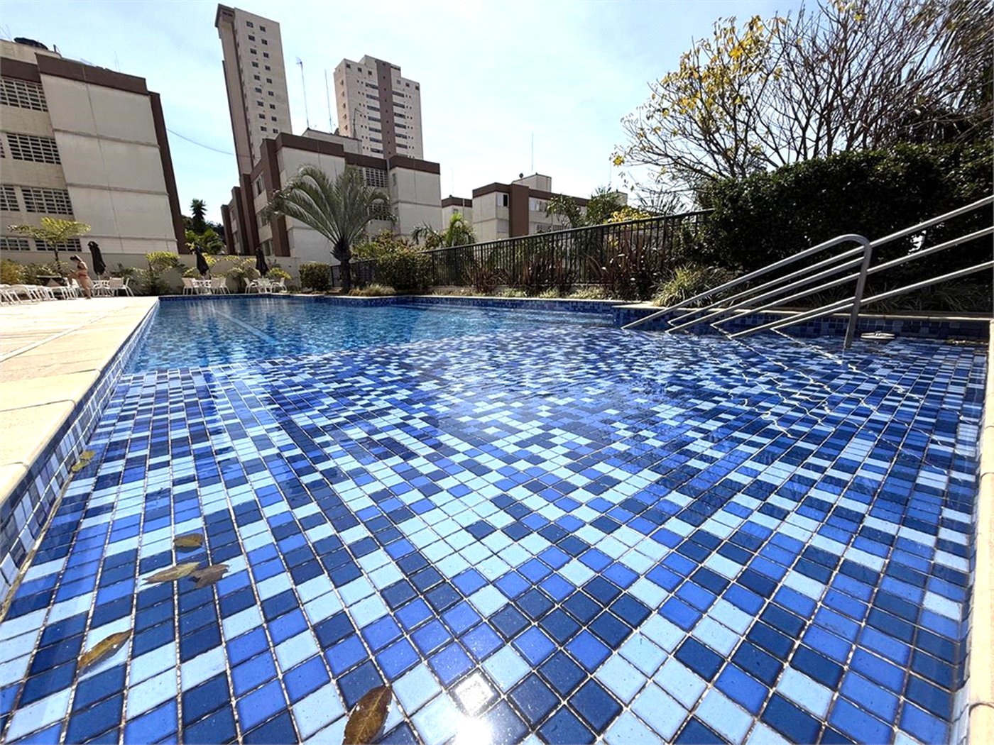 Apartamento à venda com 3 quartos, sendo 1 suíte,  em Vila Prudente, São Paulo, SP