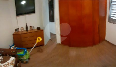 Apartamento à venda com 3 quartos, sendo 1 suíte,  em Parque Residencial Aquarius, São José dos Campos, SP