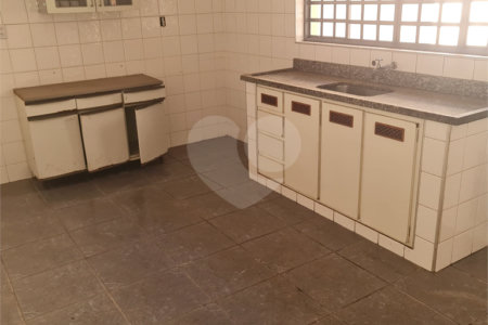 Casa à venda com 3 quartos, sendo 1 suíte, em Jardim Nova São João, São João da Boa Vista, SP