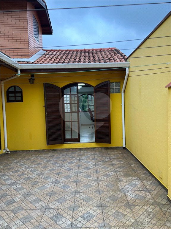 Sobrado à venda com 5 quartos, sendo 2 suítes, em Vila Universitária, São Paulo, SP