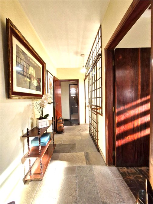 Casa à venda com 4 quartos, sendo 1 suíte, em Alto da Boa Vista, São Paulo, SP